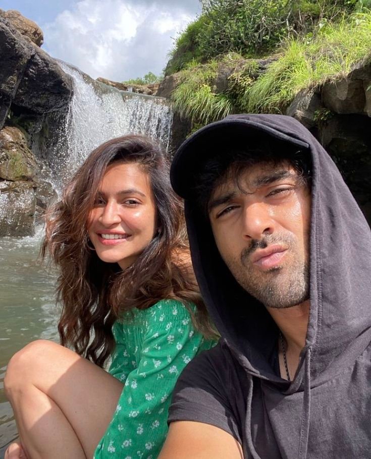 Kriti Kharbanda husband