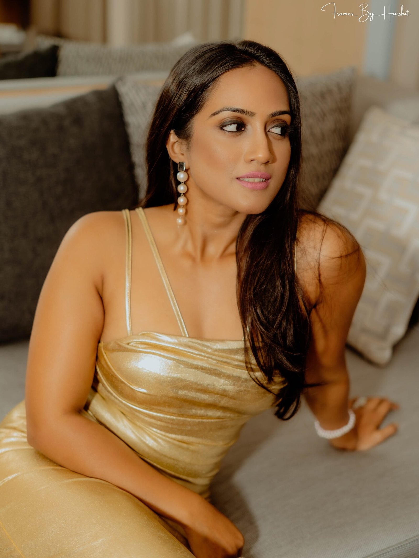 amika shail age