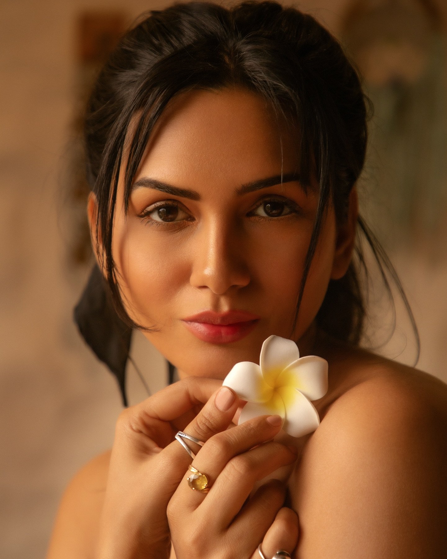 Akanksha Chamola age